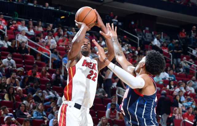 KAIYUN-巴特勒连续二十场比赛得分超过连败，中国队挑战极限！的简单介绍