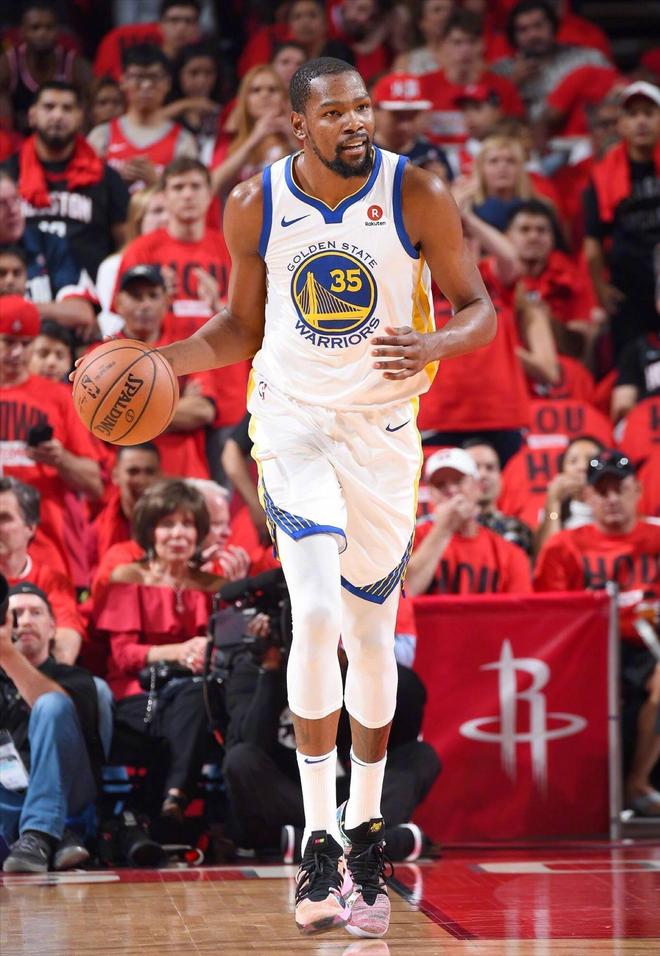 KAIYUN-关于杜兰特在中国队比赛中精彩发挥，回归赛场引发热议！的信息