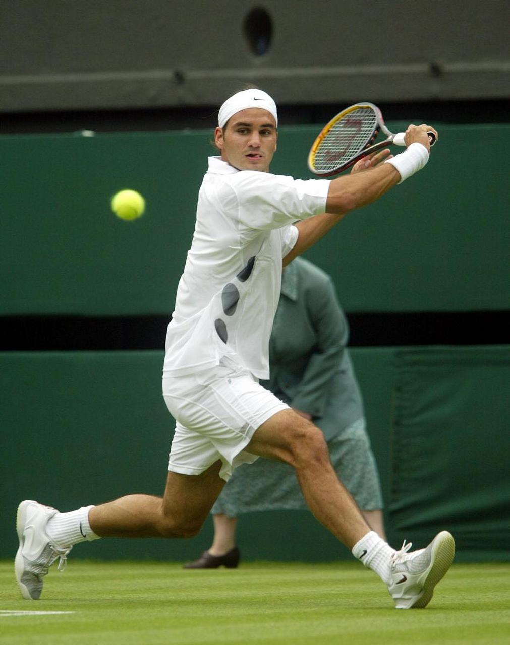 费德勒回归赛场，大胜首场状态亮眼，瑞士队观众沸腾！的简单介绍